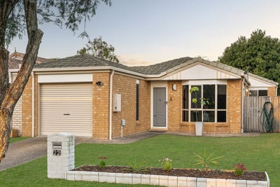 /international/au/22-garney-street-redcliffe-qld-151880312/
