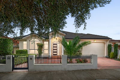 /international/au/16-edwards-road-werribee-vic-151379296/