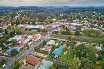 /international/au/4-kubya-street-blackheath-nsw-204653552/