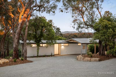 /international/au/32-34-pound-road-warrandyte-vic-152413612/