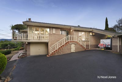 /international/au/37-roseman-road-chirnside-park-vic-151317460/