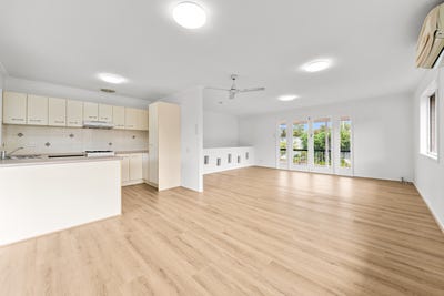 /international/au/37-meckiff-street-upper-mount-gravatt-qld-152155600/