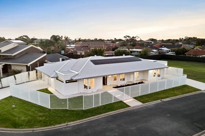 /international/au/21-liberman-court-west-lakes-sa-151129020/