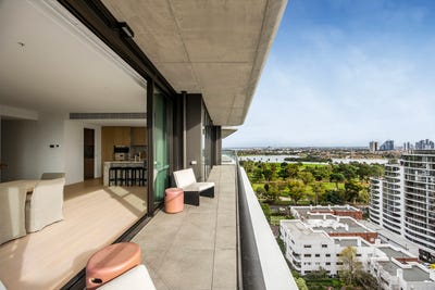/international/au/sub-penthouse-8-louise-street-melbourne-vic-151411184/