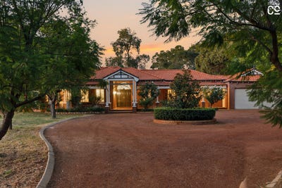 /international/au/102-millhouse-road-belhus-wa-150648404/
