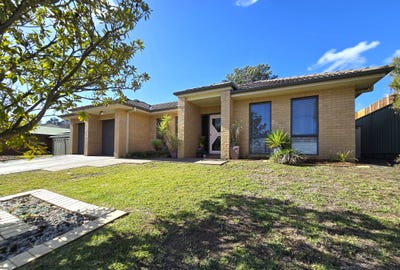 /international/au/16-thorby-avenue-dubbo-nsw-148462512/