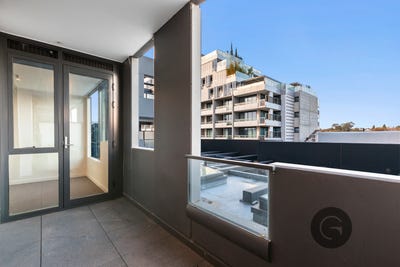 /international/au/218-14-david-street-richmond-vic-151386704/