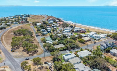 /international/au/18-chrisney-street-lammermoor-qld-152412800/