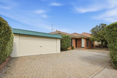 /international/au/12-ash-street-queanbeyan-nsw-151064924/