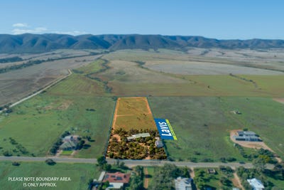 /international/au/201-scenic-drive-napperby-sa-151321224/