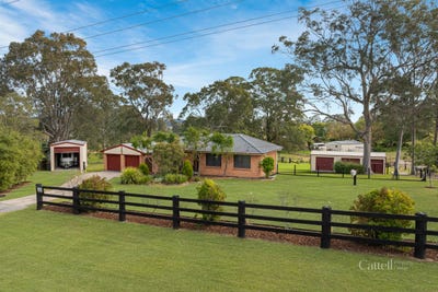 /international/au/26-orient-street-greta-nsw-700365984/