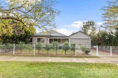 /international/au/22-cullen-road-wagga-wagga-nsw-151530616/