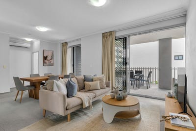 /international/au/3-31-agnes-street-albion-qld-151429132/