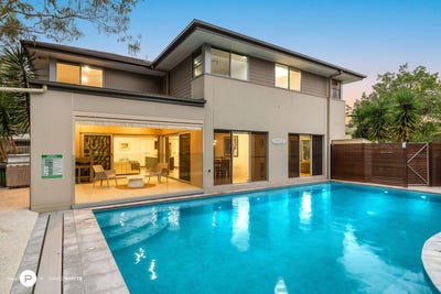 /international/au/8-swan-court-wakerley-qld-151540064/
