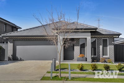 /international/au/25-glory-loop-catherine-field-nsw-148621700/?lang=en