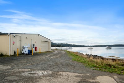 /international/au/1-21-bay-view-road-dover-tas-505107956/