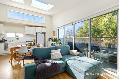 /international/au/10-17-tormore-road-boronia-vic-148145508/