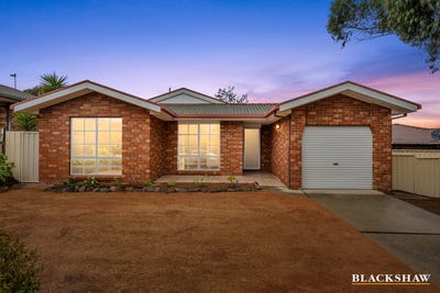 /international/au/9-whitford-place-conder-act-151648836/