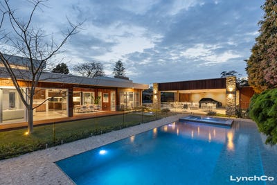 /international/au/28-old-mornington-road-mount-eliza-vic-152539644/