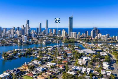 /international/au/37-st-andrews-avenue-isle-of-capri-qld-148470128/
