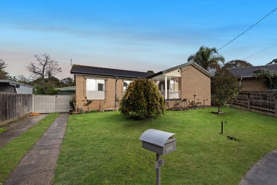 /international/au/19-otway-court-hastings-vic-151436800/