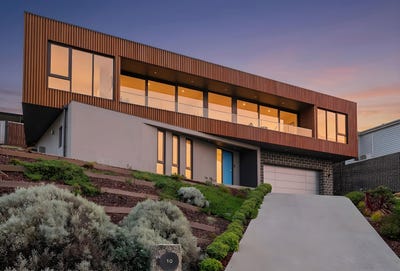 /international/au/10-mcpherson-crescent-warrnambool-vic-150840744/