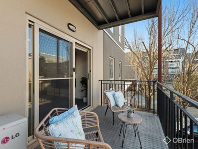 /international/au/14-12-18-bourke-street-ringwood-vic-148595264/?lang=en