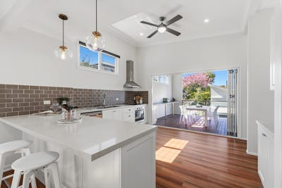 /international/au/21-mcnab-street-paddington-qld-152018496/