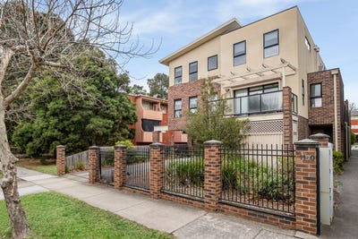 /international/au/2-1140-whitehorse-road-service-road-box-hill-vic-148426060/