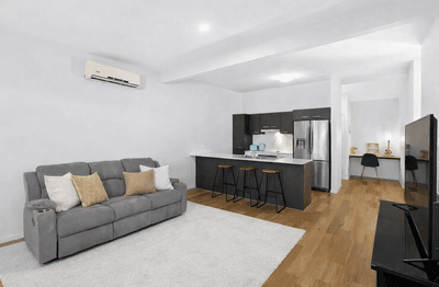 /international/au/7-147-baringa-street-morningside-qld-150871856/