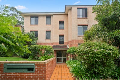 /international/au/4-19-water-street-hornsby-nsw-151562084/