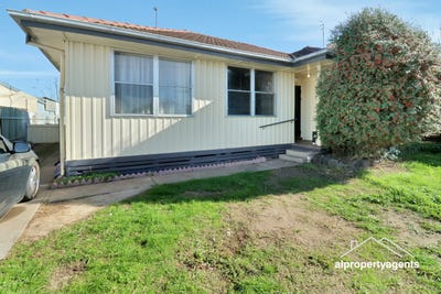 /international/au/35-albert-street-horsham-vic-151490028/