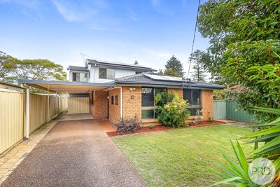 /international/au/98-clemenceau-crescent-tanilba-bay-nsw-151302540/