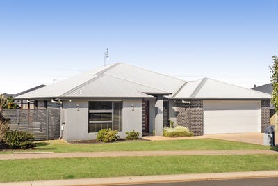 /international/au/41-o-neill-circuit-kearneys-spring-qld-151290444/