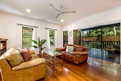 /international/au/426-brinsmead-road-brinsmead-qld-148473380/