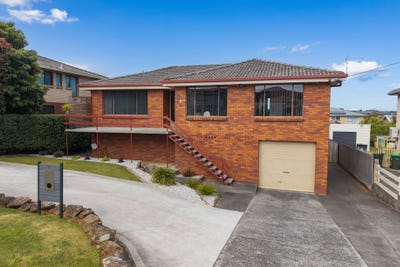 /international/au/7-lovett-street-devonport-tas-152666444/
