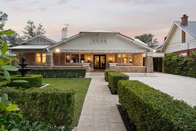 /international/au/16-orange-grove-kensington-park-sa-152372704/