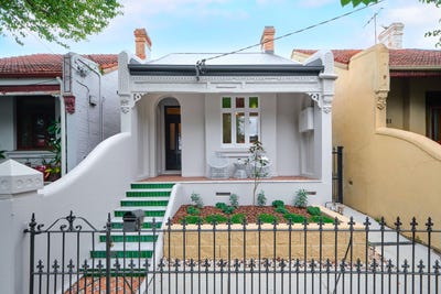 /international/au/83-addison-road-marrickville-nsw-150670236/