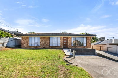 /international/au/75-oakridge-rise-huntfield-heights-sa-152481148/