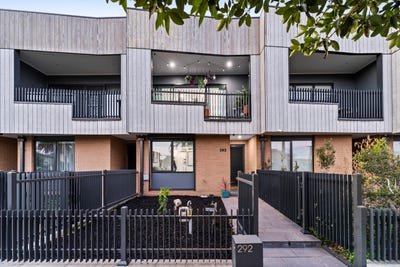 /international/au/292-blackshaws-road-altona-north-vic-148413704/