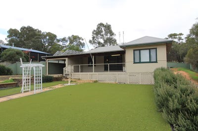 /international/au/54-telegraph-road-toodyay-wa-151502536/