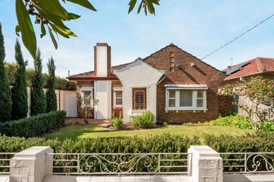/international/au/16-portland-street-coburg-vic-152128384/