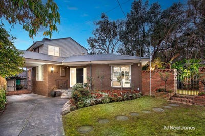 /international/au/19-reumah-court-heathmont-vic-148407280/