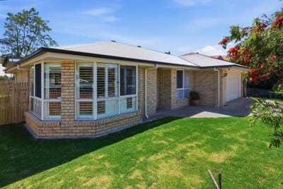 /international/au/9-roundelay-court-eatons-hill-qld-152541624/