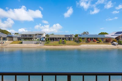 /international/au/2-14-mugga-way-tweed-heads-nsw-152500688/