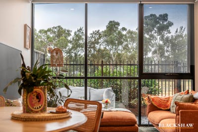 /international/au/13-39-braybrooke-street-bruce-act-151095916/