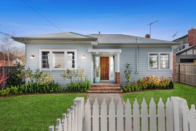/international/au/14-cairns-avenue-newtown-vic-148232048/