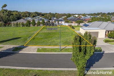 /international/au/22-bluegum-circuit-riddells-creek-vic-204492924/