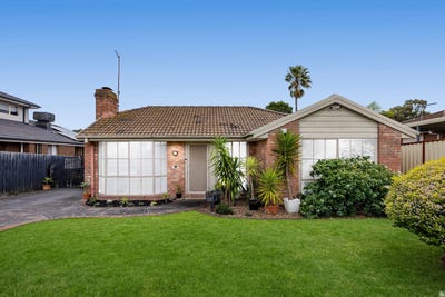 /international/au/13-cunningham-drive-mill-park-vic-152567196/