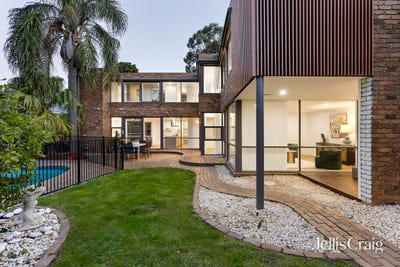 /international/au/35-canterbury-road-camberwell-vic-150989824/